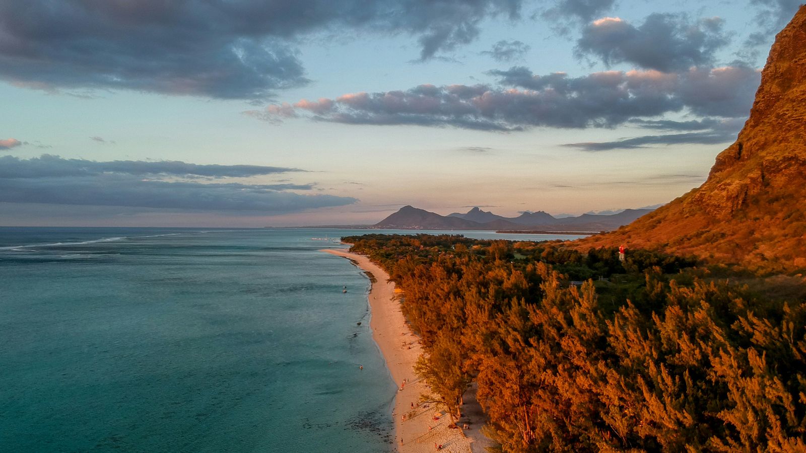 Colours of Mauritius on Unsplash
