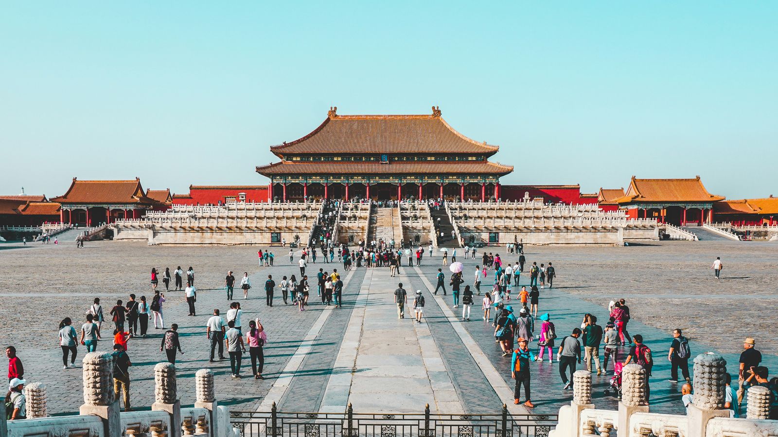 Ling Tang on Unsplash