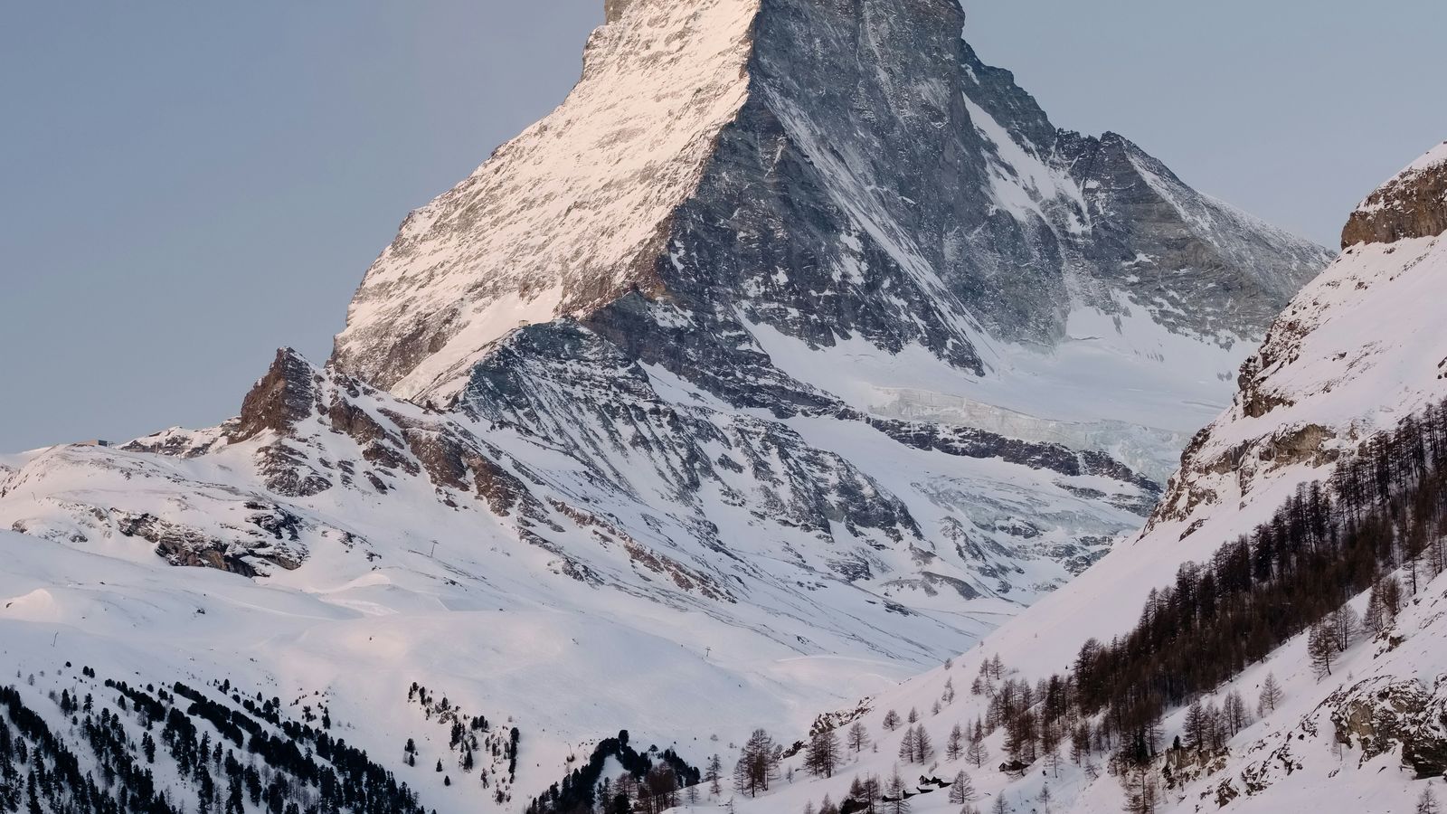 Nils Leonhardt on Unsplash