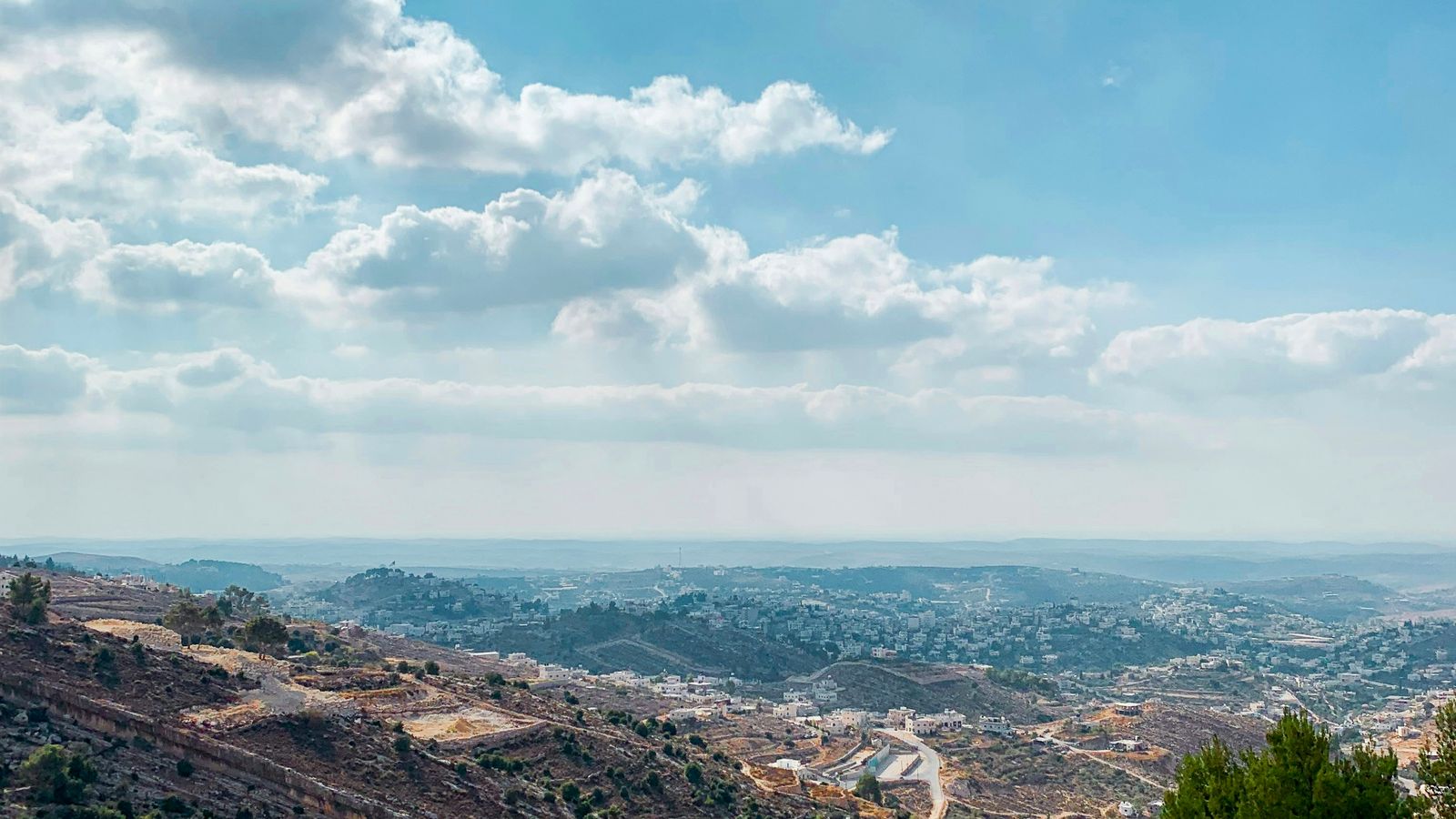 Amr Albeeb on Unsplash