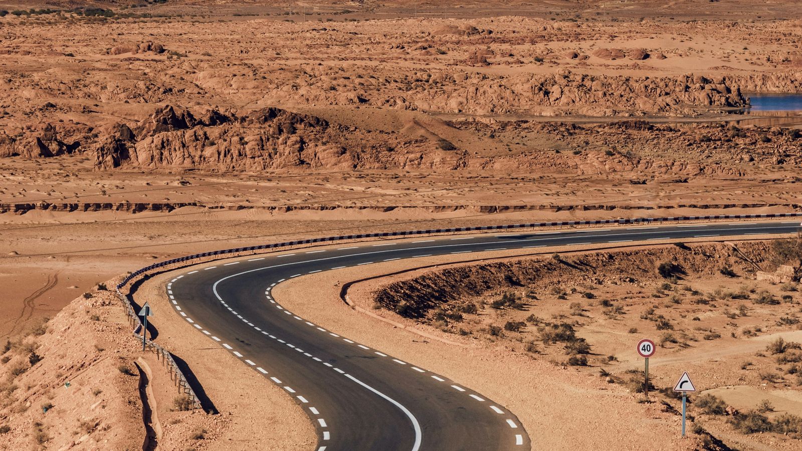 Achoub Mouad on Unsplash