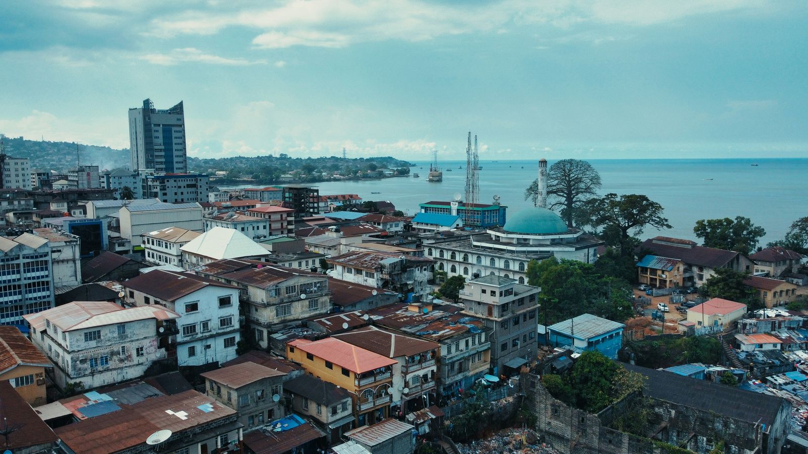 Abdulai Sayni on Unsplash