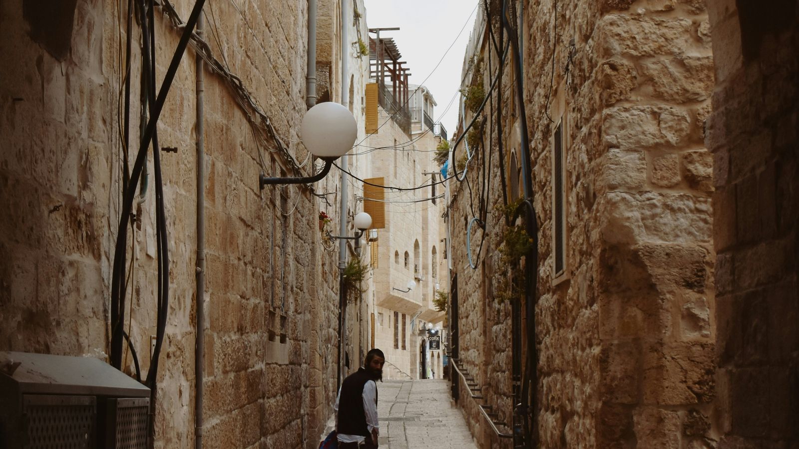 Anna Mircea on Unsplash