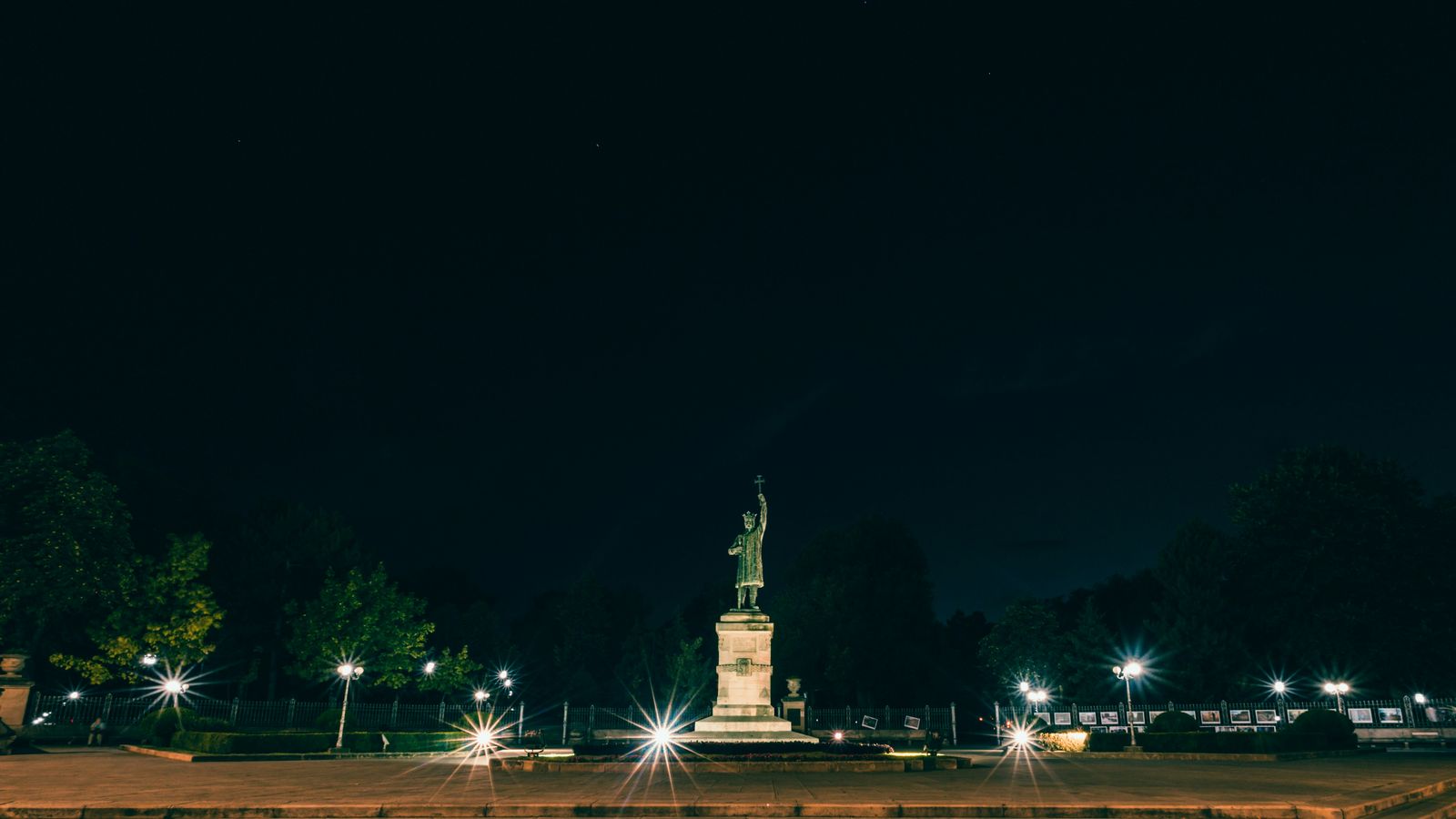 Vadim Burdujan on Unsplash