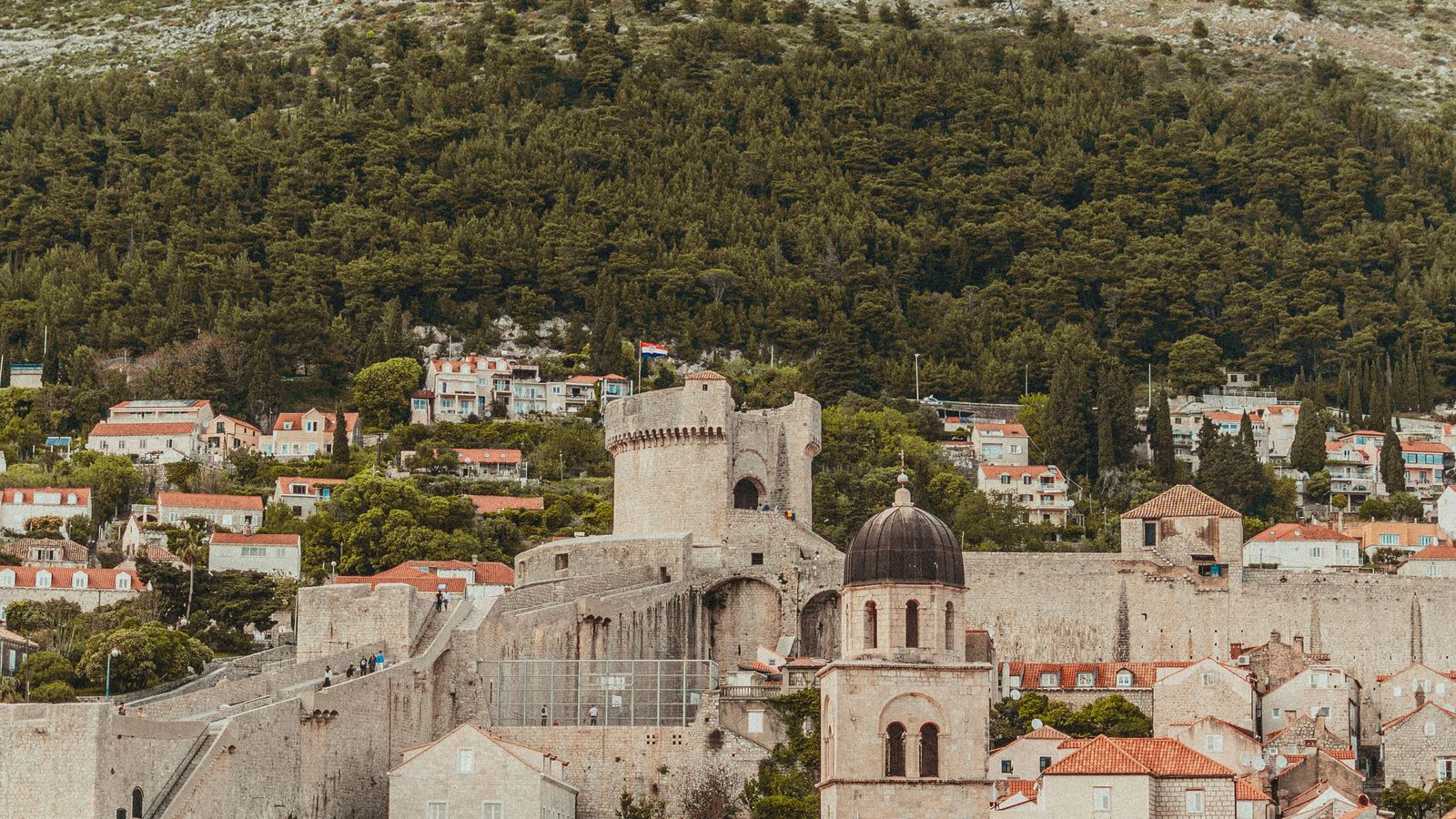 Beth Chobanova on Unsplash