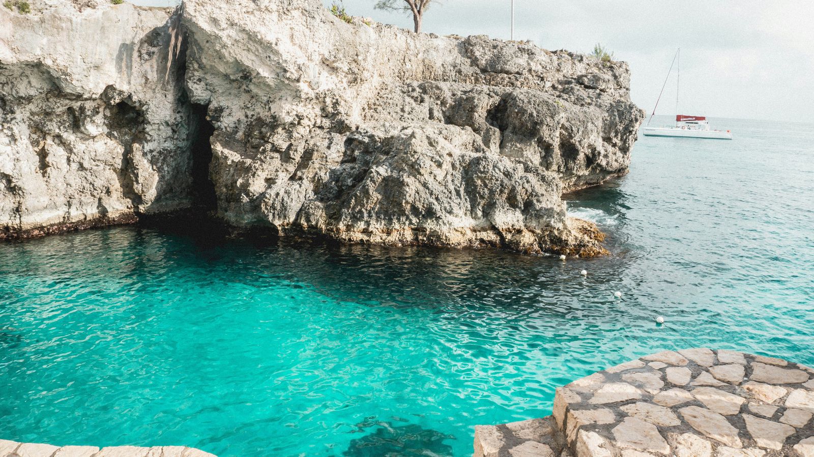 Bjorn Pierre on Unsplash