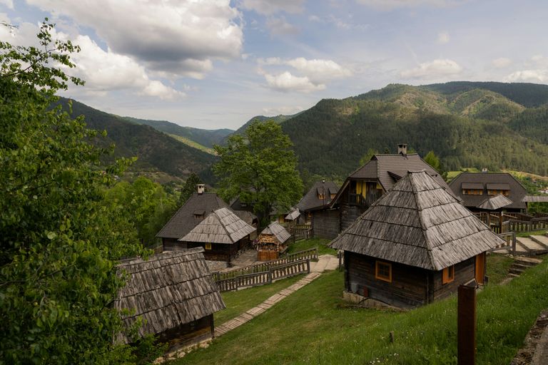 Mokra Gora / Drvengrad