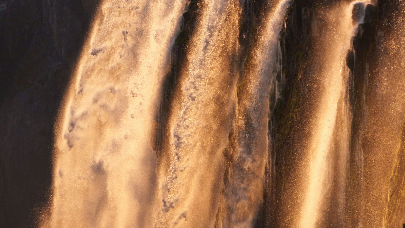Ed Wingate on Unsplash