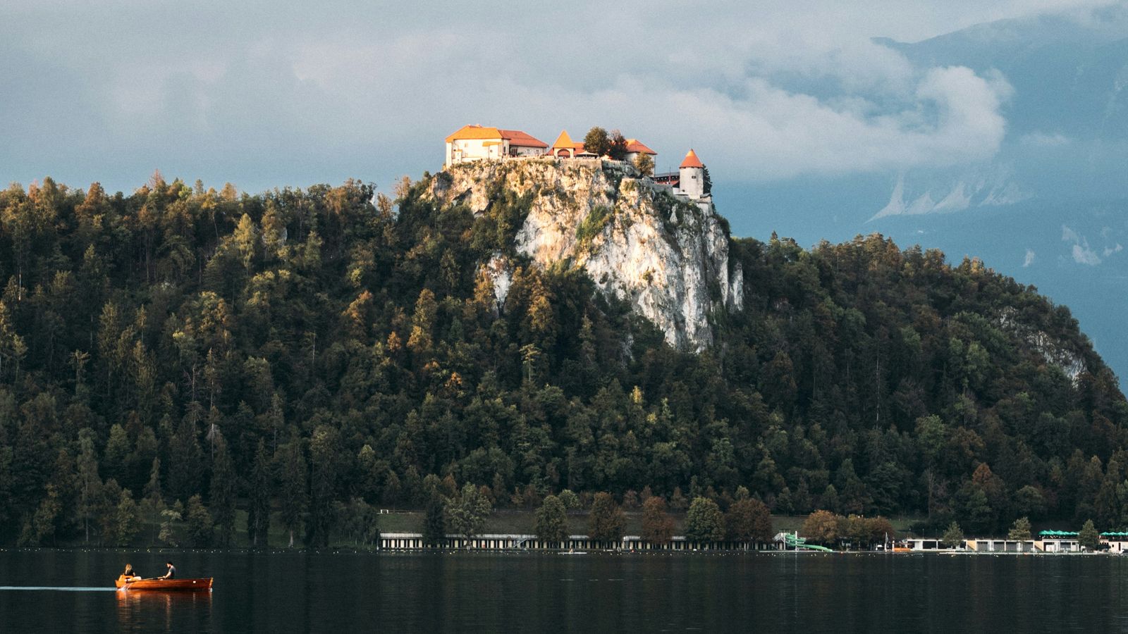 Rafael Peier on Unsplash