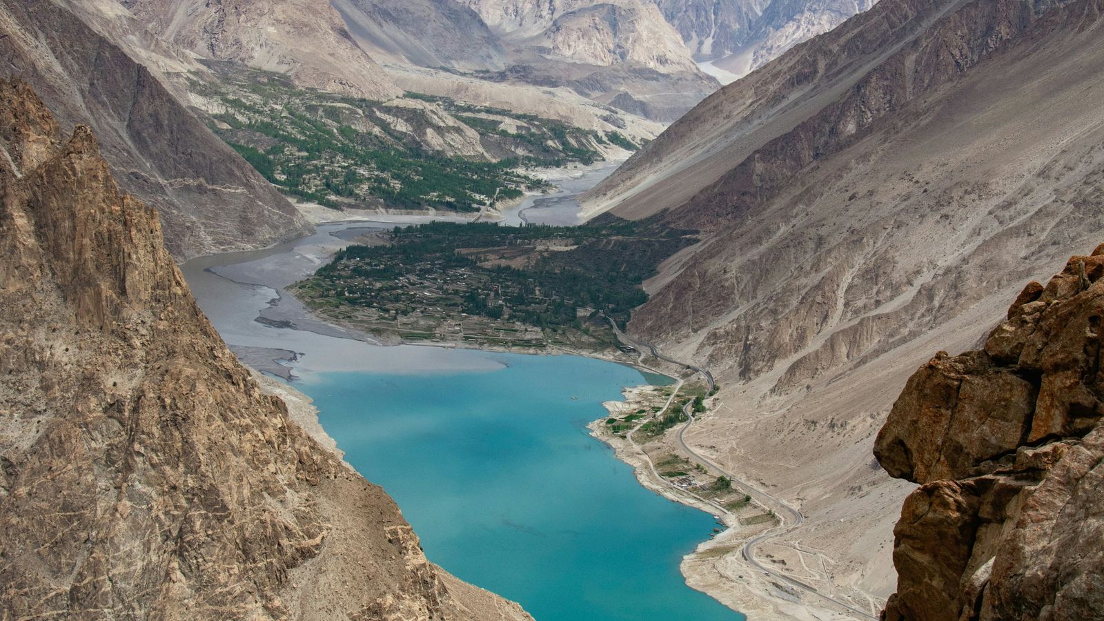 The Hunzai Lad on Unsplash